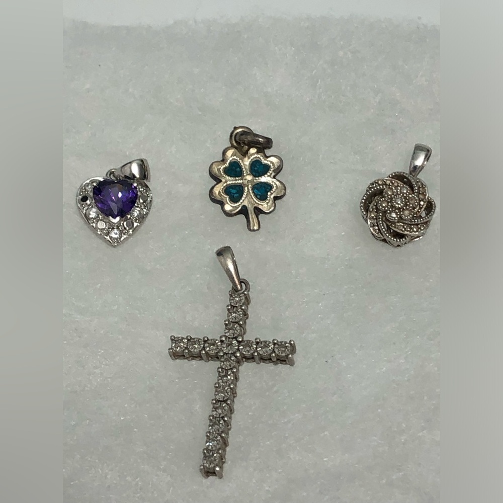 925 Sterling silver Lot Pendant